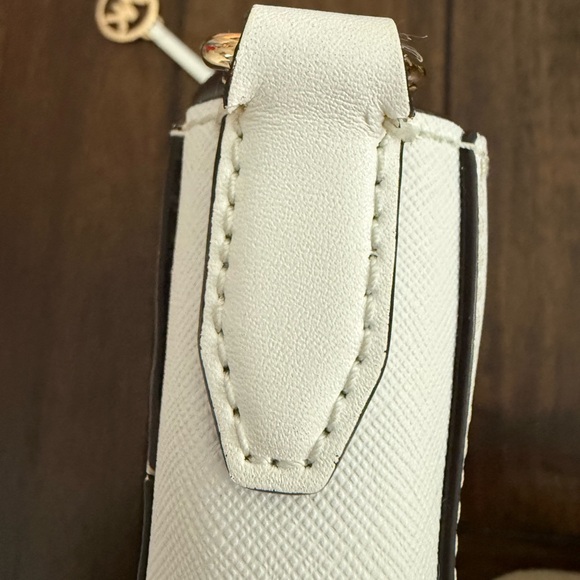 Michael Kors Jet Set Travel Small Messenger Bag - Picture 11 of 12